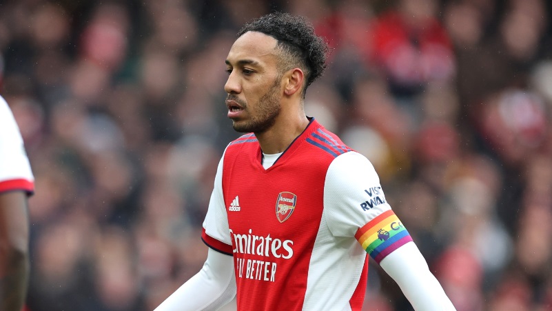 アーセナル主将オーバメヤング 規律違反で除外 何をやったのか