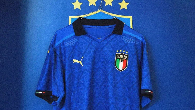 イタリア代表、「優美なルネッサンス柄」のEURO2020ユニフォーム ...