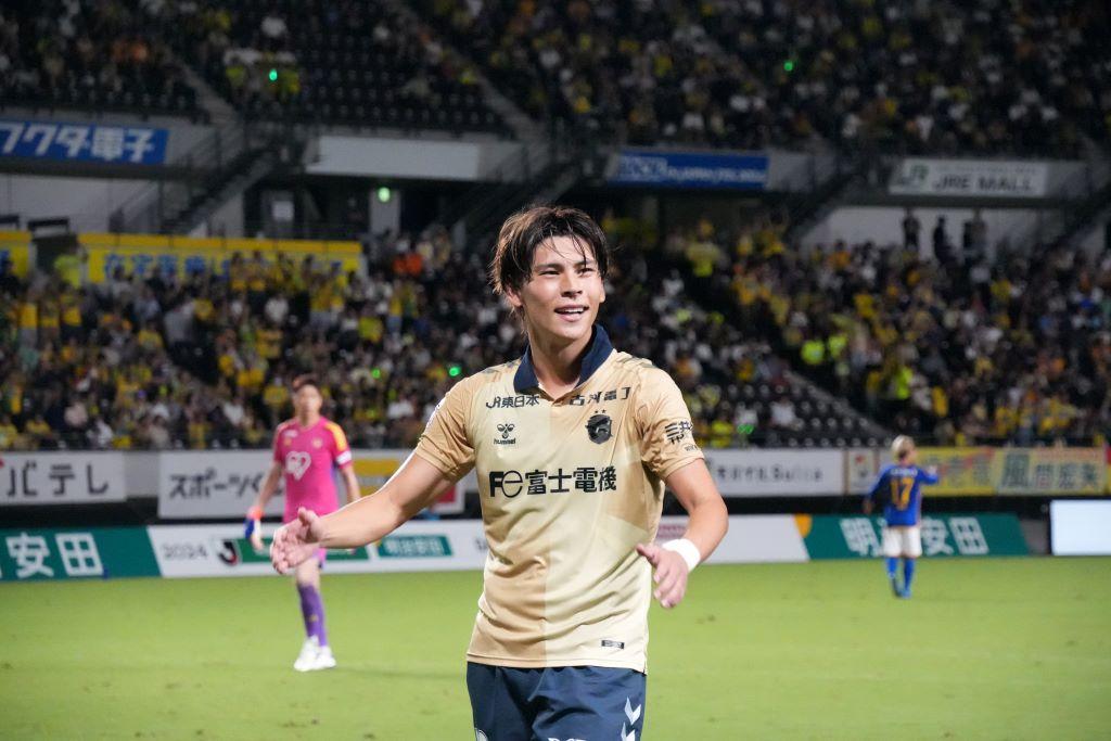 公式が認めた男！JリーグがJ2ジェフユナイテッド千葉FW小森飛絢