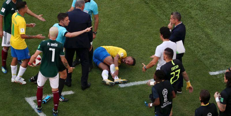 ネイマールはコメディアン W杯のメキシコ監督がキツイ