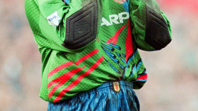 90年代イングランドサッカー 色やデザインが酷かったgkユニフォーム 5着