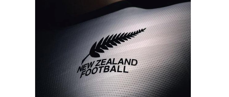 ニュージーランドの国旗が変更に！代表チームのエンブレムそっくりに 