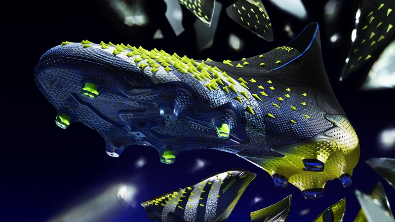 adidasが新スパイク『プレデターフリーク』を発表！進化した「デーモンスキン」搭載