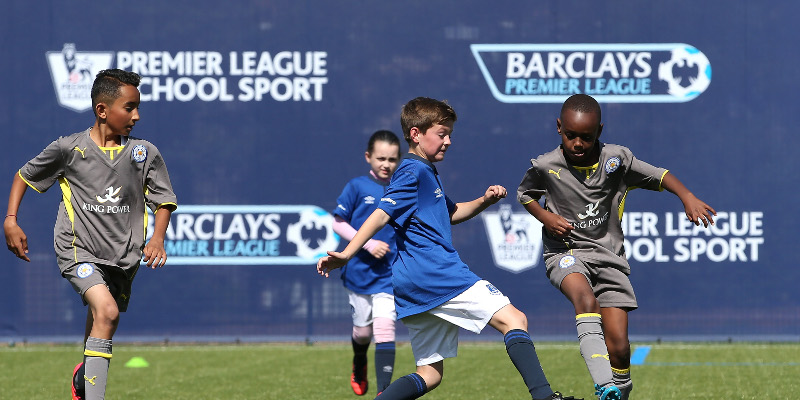 監督や親の指示も禁止 英国少年サッカーの 新ルール が話題
