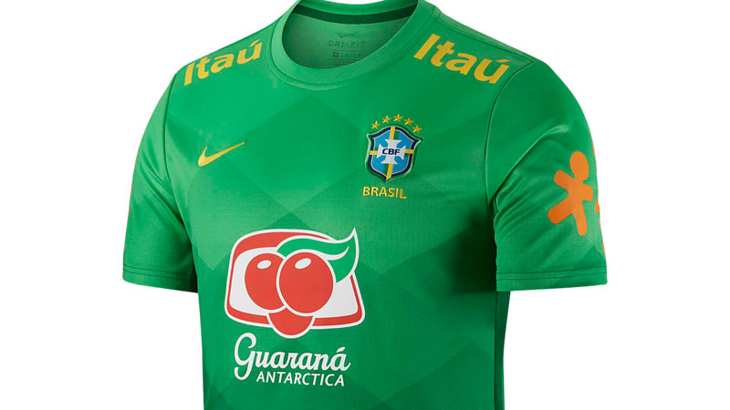大人気シャツも登場！ブラジル代表、「NIKE新作チームウェア」6選