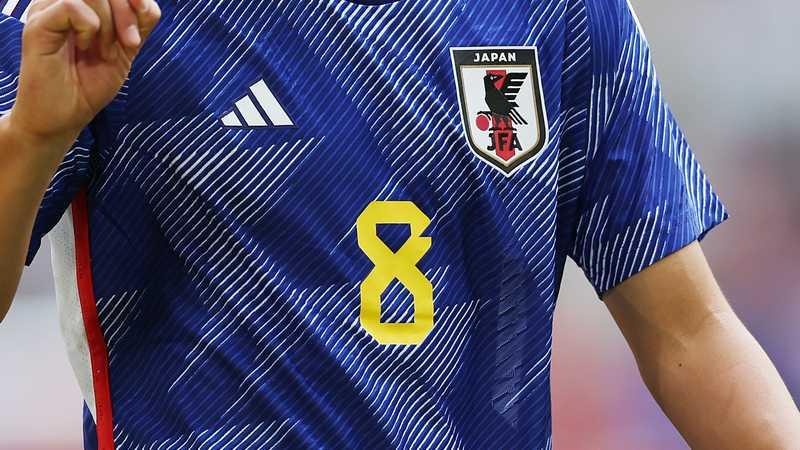 日本代表「W杯で“8番”を着用した6名」 ｜Qoly サッカーニュース