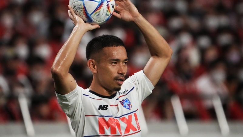 35歳長友 J1通算100試合出場 古巣インテルファンに今も愛されてた